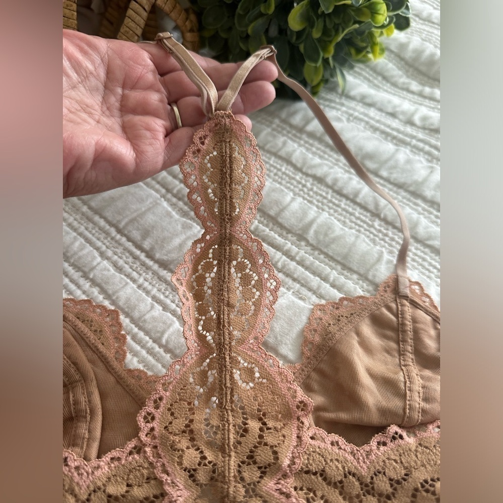 Free People Intimately Slow Dance Underwire Bra in Nude Size 32B - Picture 6 of 12